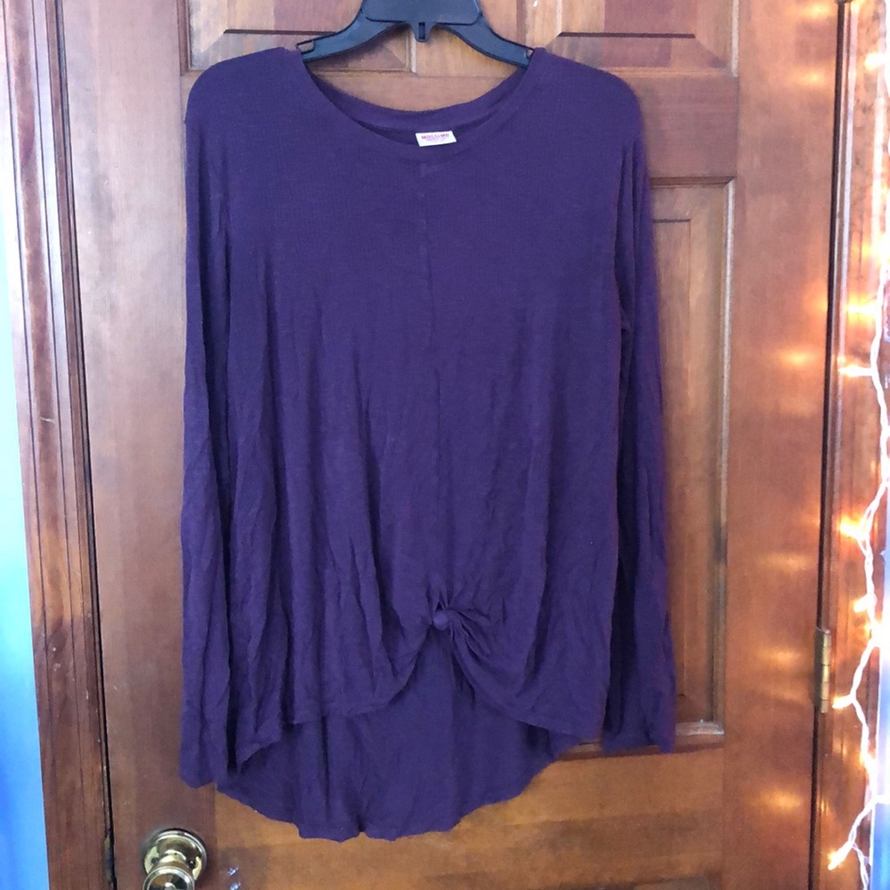 Rib knit knotted long sleeve